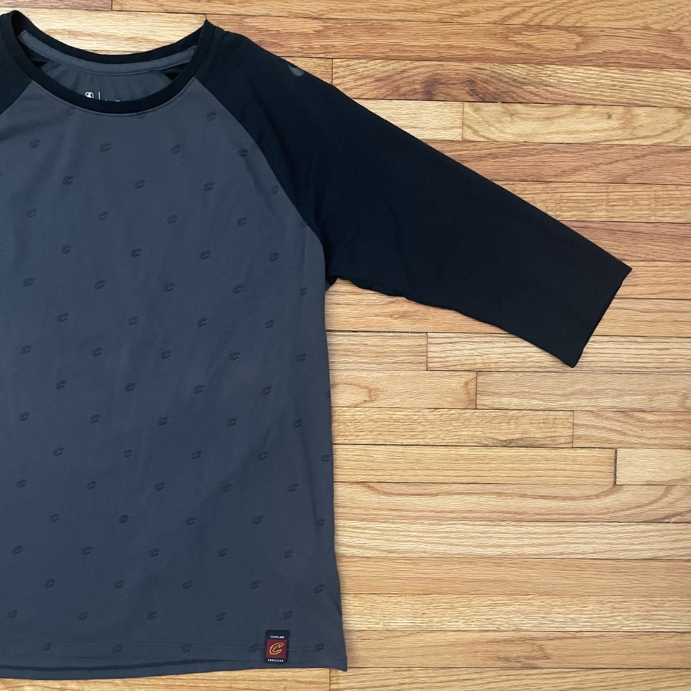 NIKE NBA Cavs - Baseball Tee